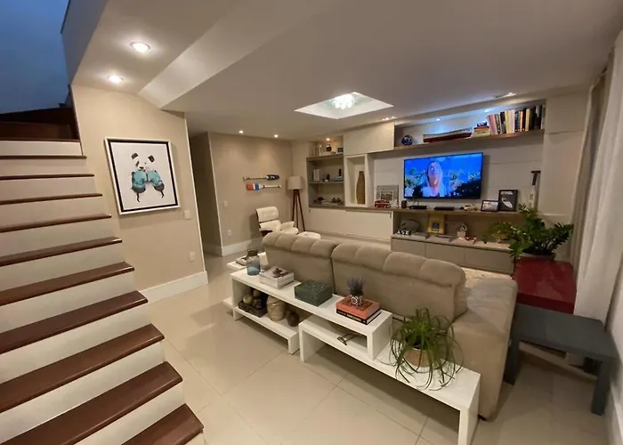 Linda Casa Praiana, Com 3 Quartos Na Barra Da Tijuca